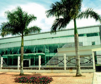 Warehouse for rent district 8